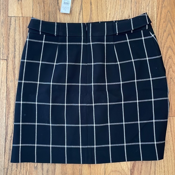 LOFT work skirt - Picture 2 of 4